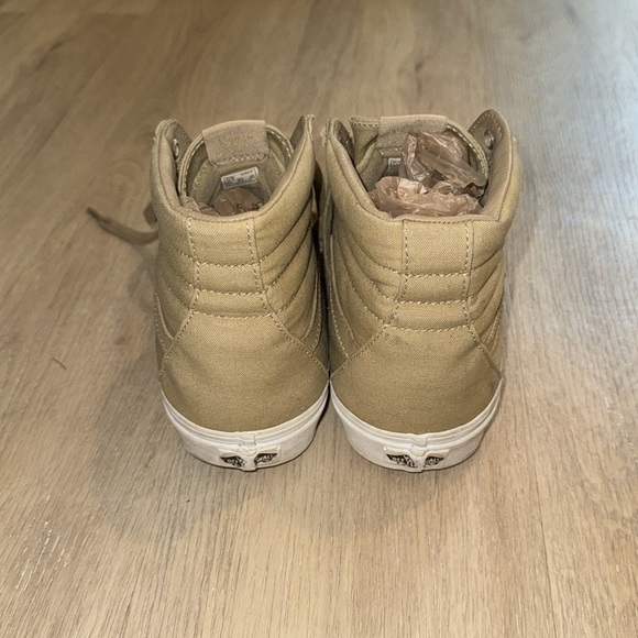 Men’s Hightop Tan Vans - Picture 3 of 6